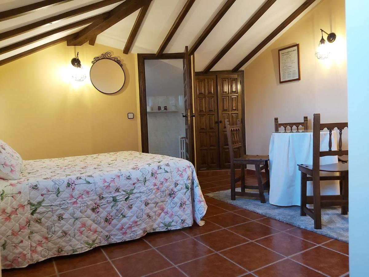 Posada La Cerra De San Roque ซันติยานาเดลมาร์ ภายนอก รูปภาพ